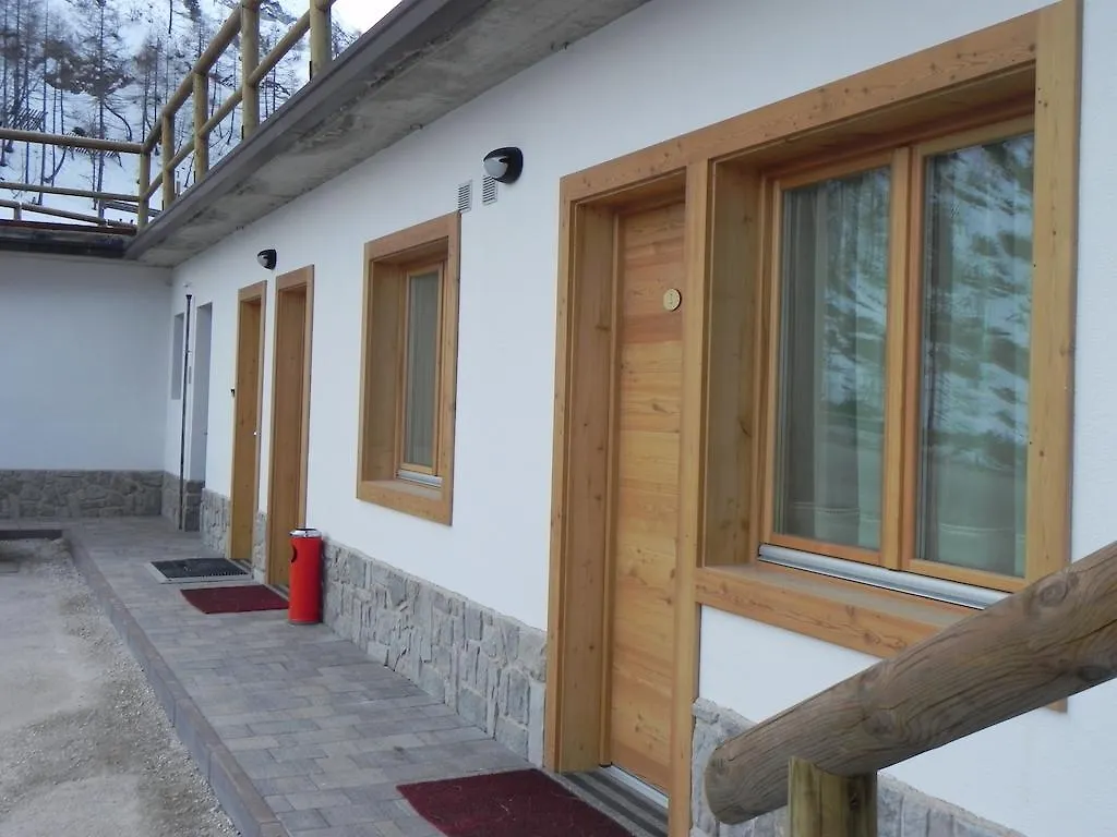 Отель Rifugio Capanna Bill Рокка-Пьеторе